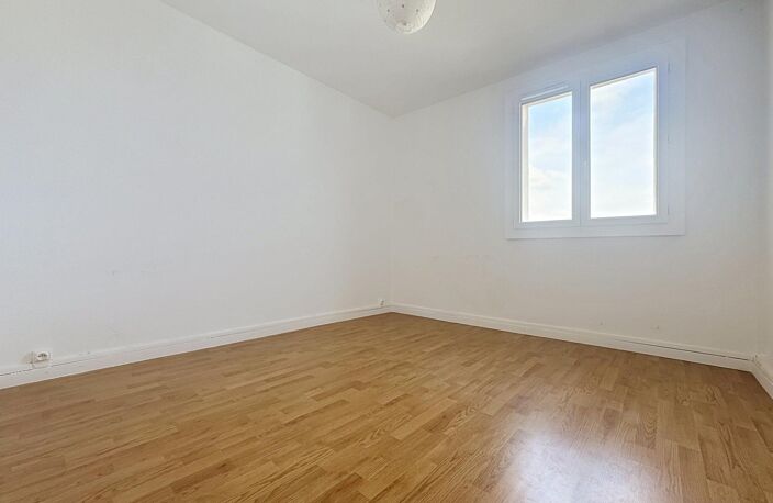 Appartement T4 CAUDÉRAN  Emplacement recherché à proximité de la place Mondésir — photo 5