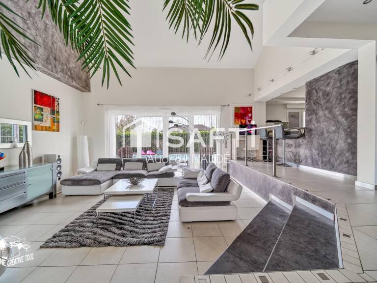Maison individuelle 223 m² avec piscine chauffée — photo 1