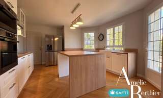 Maison 7 Pièces 200 m² à vendre à Montfort-l'Amaury (78490)
