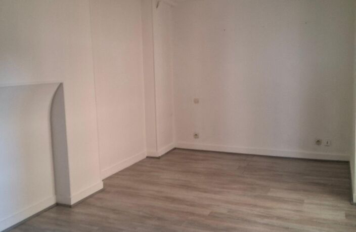 Maison familiale : 3 chambres, garage, cour, balcon — photo 5