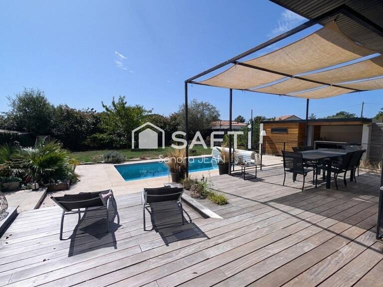 Maison contemporaine de plain-pied avec piscine — photo 1