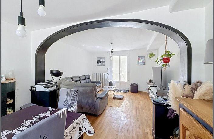 Maison de bourg 3 chambres, combles amenageables, studio et jardin — photo 4