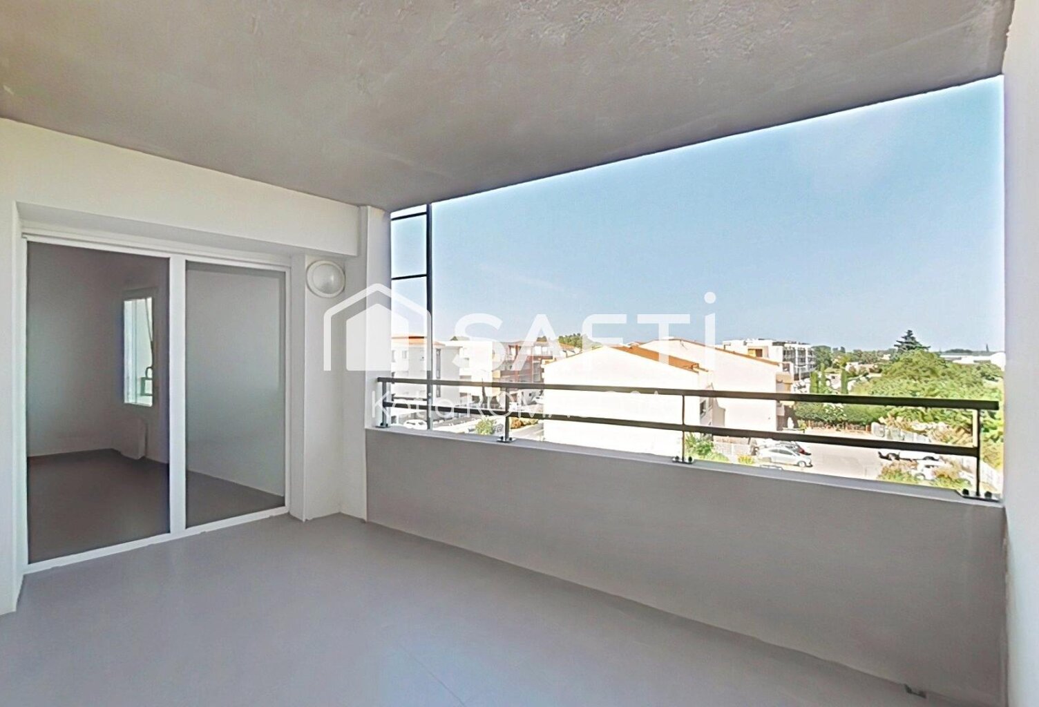 T2 avec terrasse dans résidence privée et sécurisée — photo 1