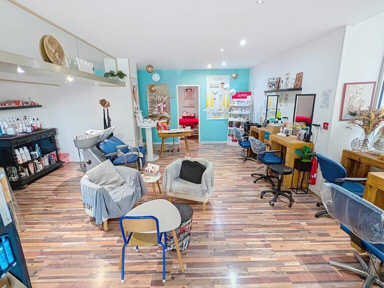 Fonds de commerce salon coiffure - 75m2 — photo 1