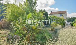 Maison 5 Pièces 212 m² à vendre à Champagne-Mouton (16350)