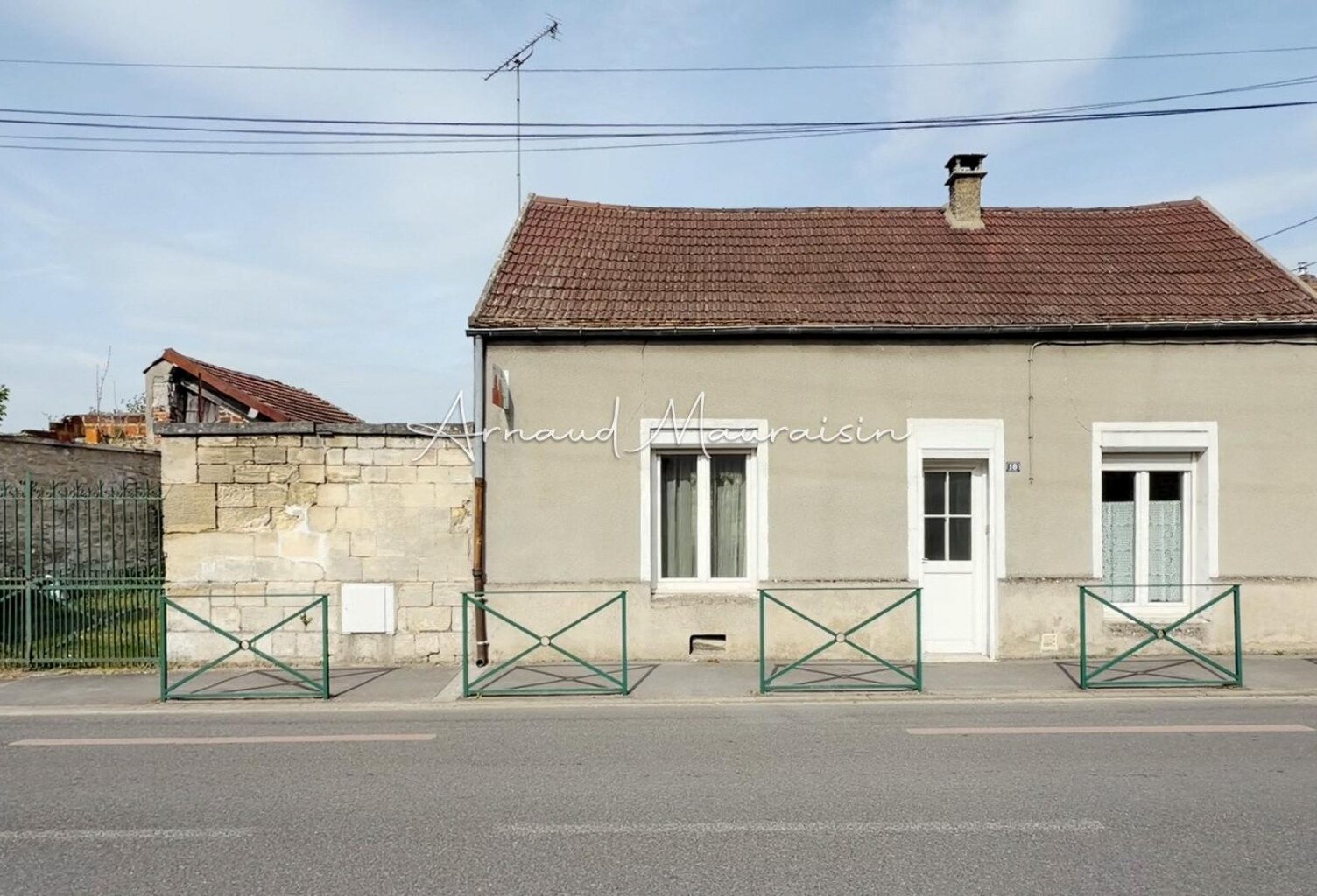 Maison de ville avec jardin et garage — photo 1