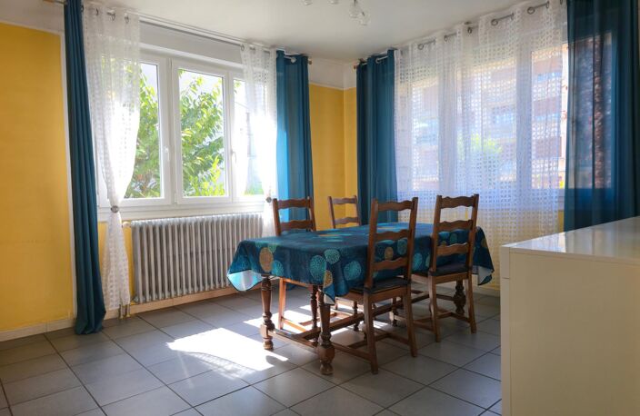 Maison de ville, 4 chambres, garage, grand sous-sol — photo 4