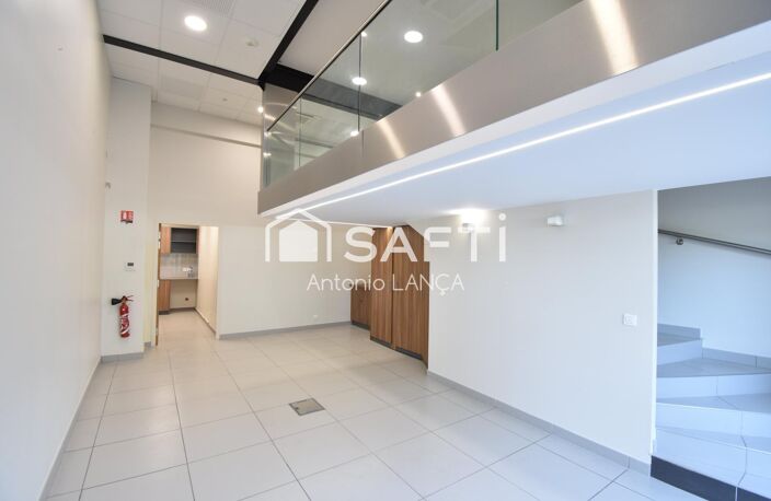 Bureaux d'exception au cœur d'Euroméditerranée  Marseille La Joliette — photo 2