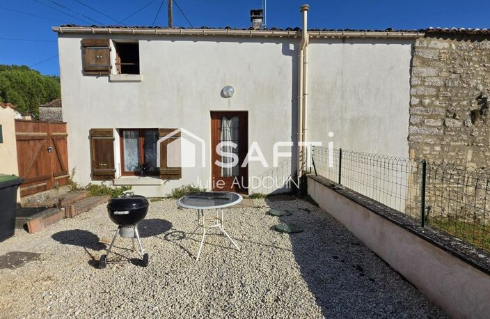 Maison avec cour - Le Douhet — photo 3