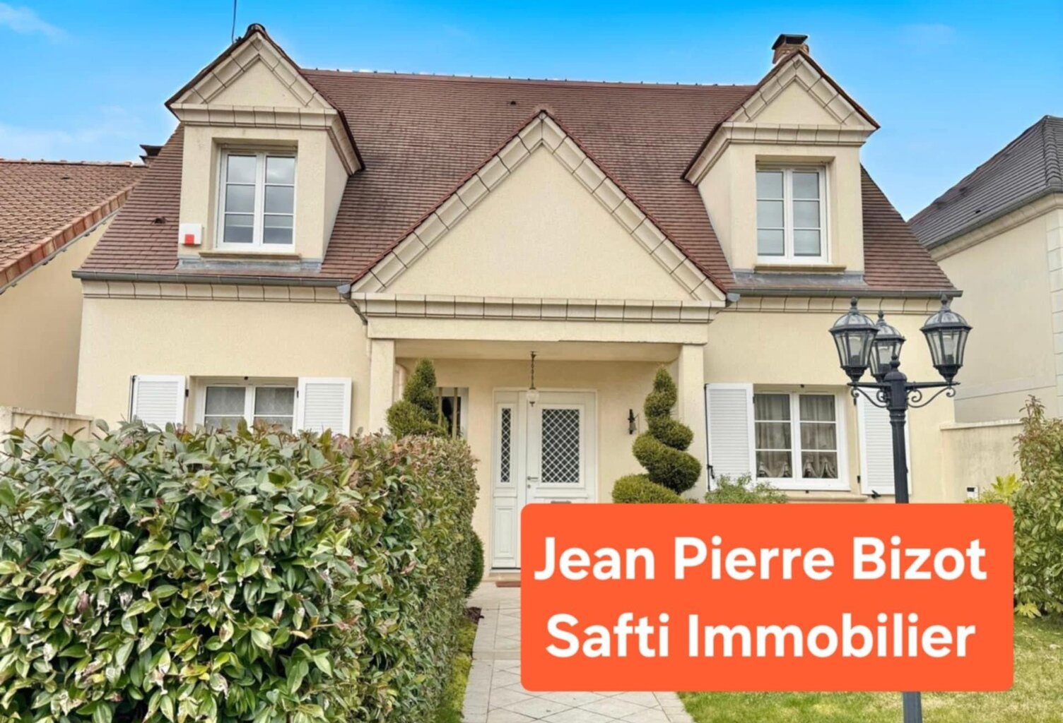 Superbe maison avec piscine sur 442 m² de terrain — photo 1