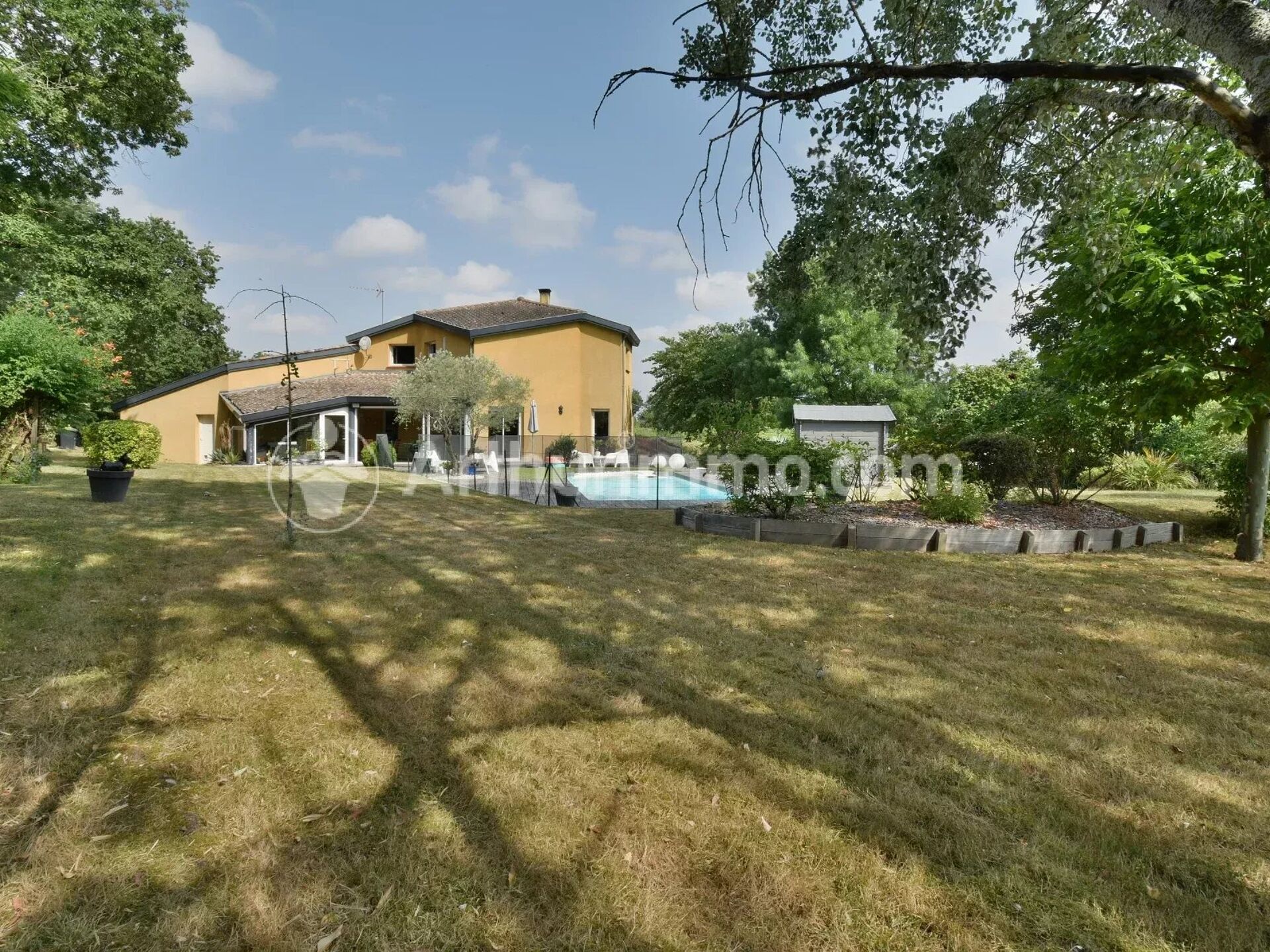 Maison 7 pièces 206 m² · à Rouffiac-Tolosan · 206 m² · 645 000 €