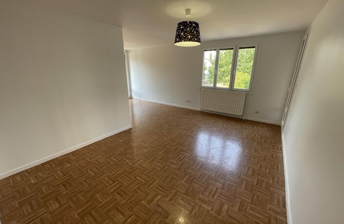 Location appartement 3 pièces 81 m² à Seyssinet-Pariset (38170) — photo 4