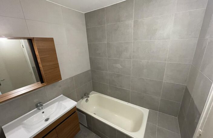 Location appartement 3 pièces 81 m² à Seyssinet-Pariset (38170) — photo 5