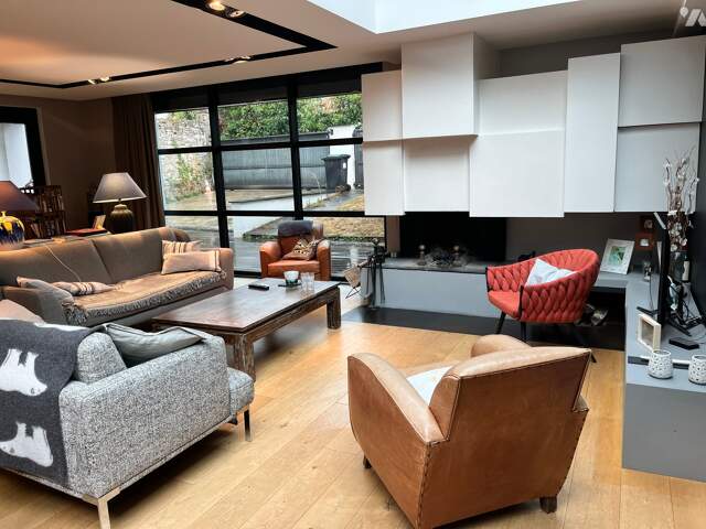 Maison 10 pièces 310 m² à Vannes — photo du bien