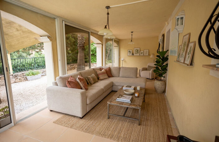Superbe propriété indépendante de 205 m2 avec piscine sur un — photo 4