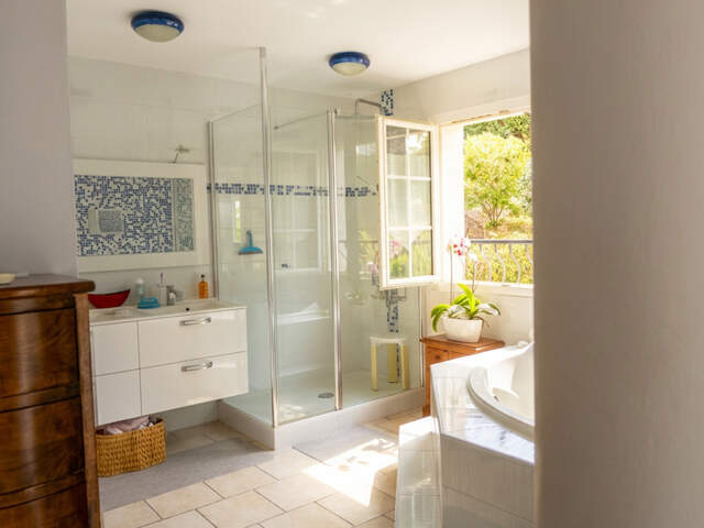 Superbe propriété indépendante de 205 m2 avec piscine sur un — photo du bien