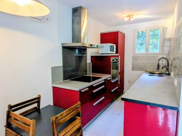 1 Pièce rez-de-chaussée — photo du bien
