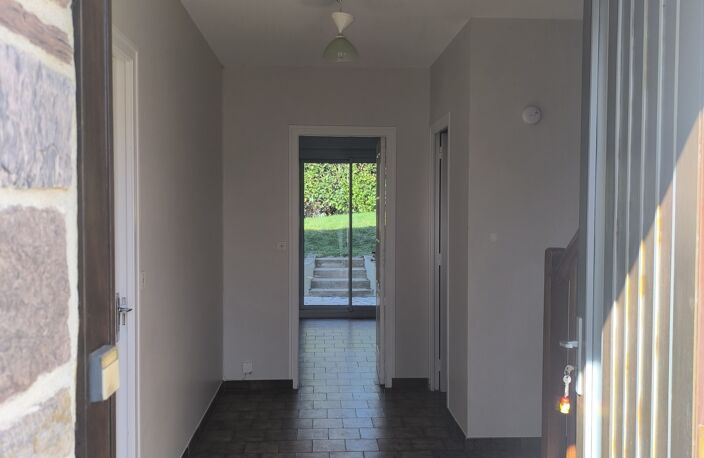 Vente Maison/villa 4 pièces — photo 3