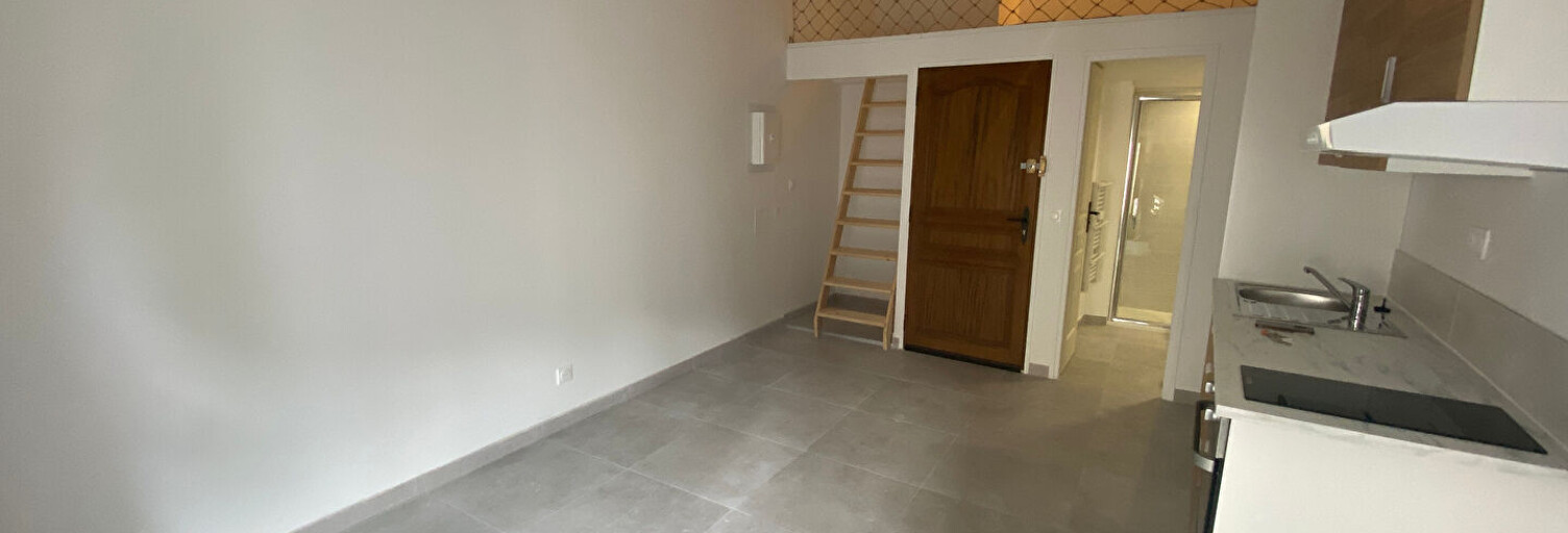 Appartement 2 Pièces 21 m² à louer à Roquebrune-sur-Argens (83520)