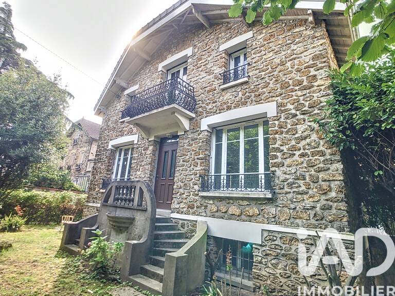 Location Maison traditionnelle 6 pièces — photo 1