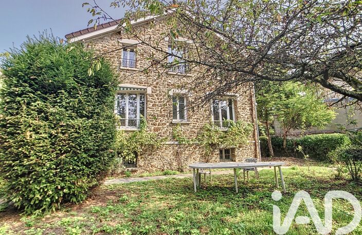 Location Maison traditionnelle 6 pièces — photo 2