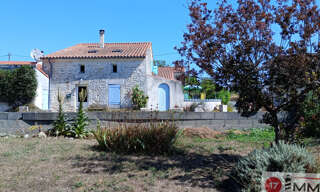Maison 9 Pièces 156 m² à vendre à Bords (17430)