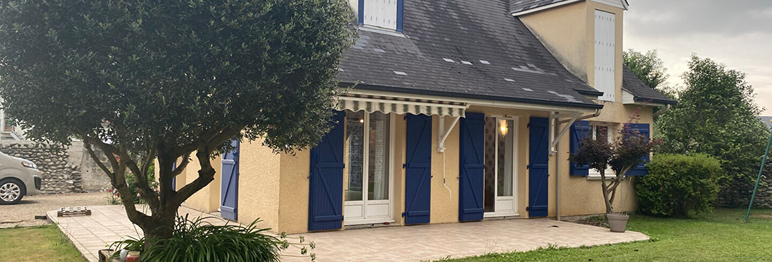 Maison 5 Pièces 118 m² à louer à Assat (64510)
