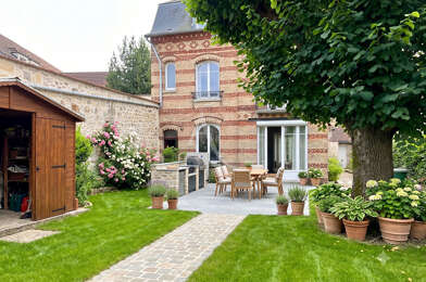 Maison 8 pièces 399000 €