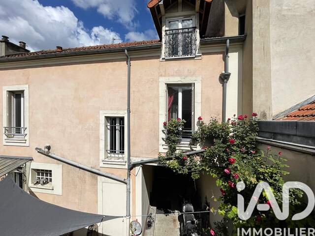 Vente Maison/villa 9 pièces — photo du bien
