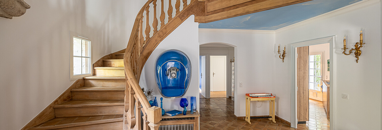 Maison 9 Pièces 277 m² à vendre à Écully (69130)