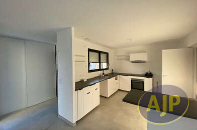 Maison 4 pièces 1115 €