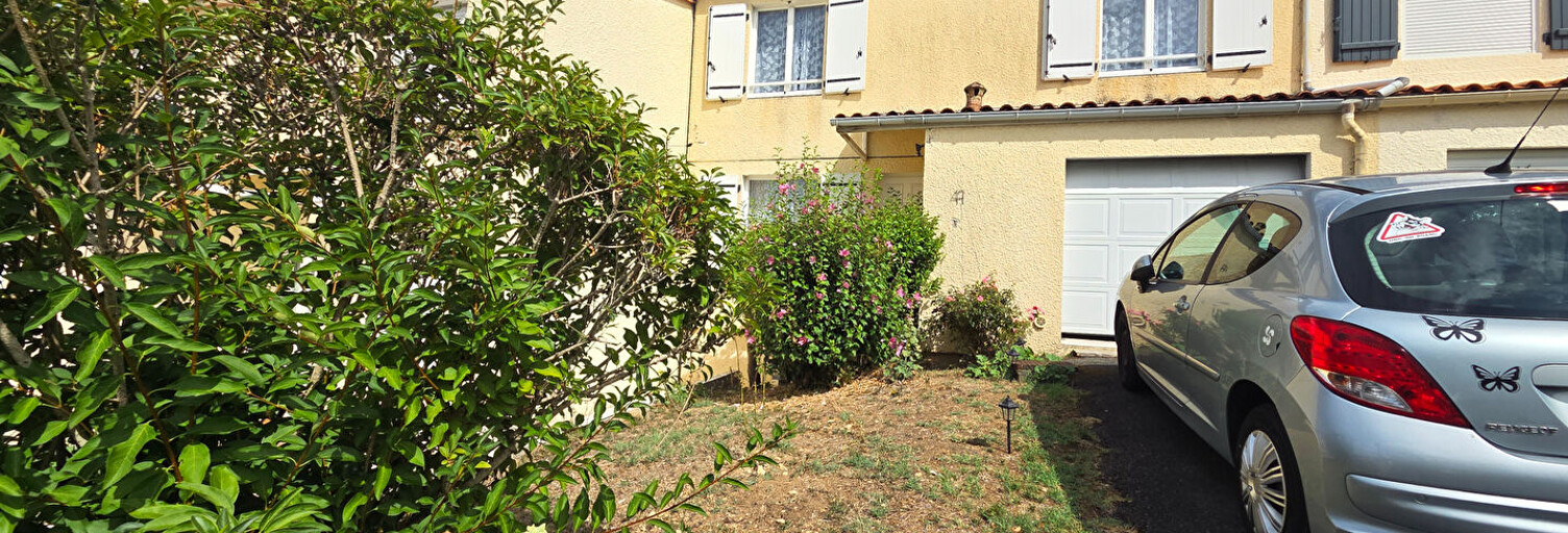 Maison 4 Pièces 93 m² à vendre à Gond-Pontouvre (16160)