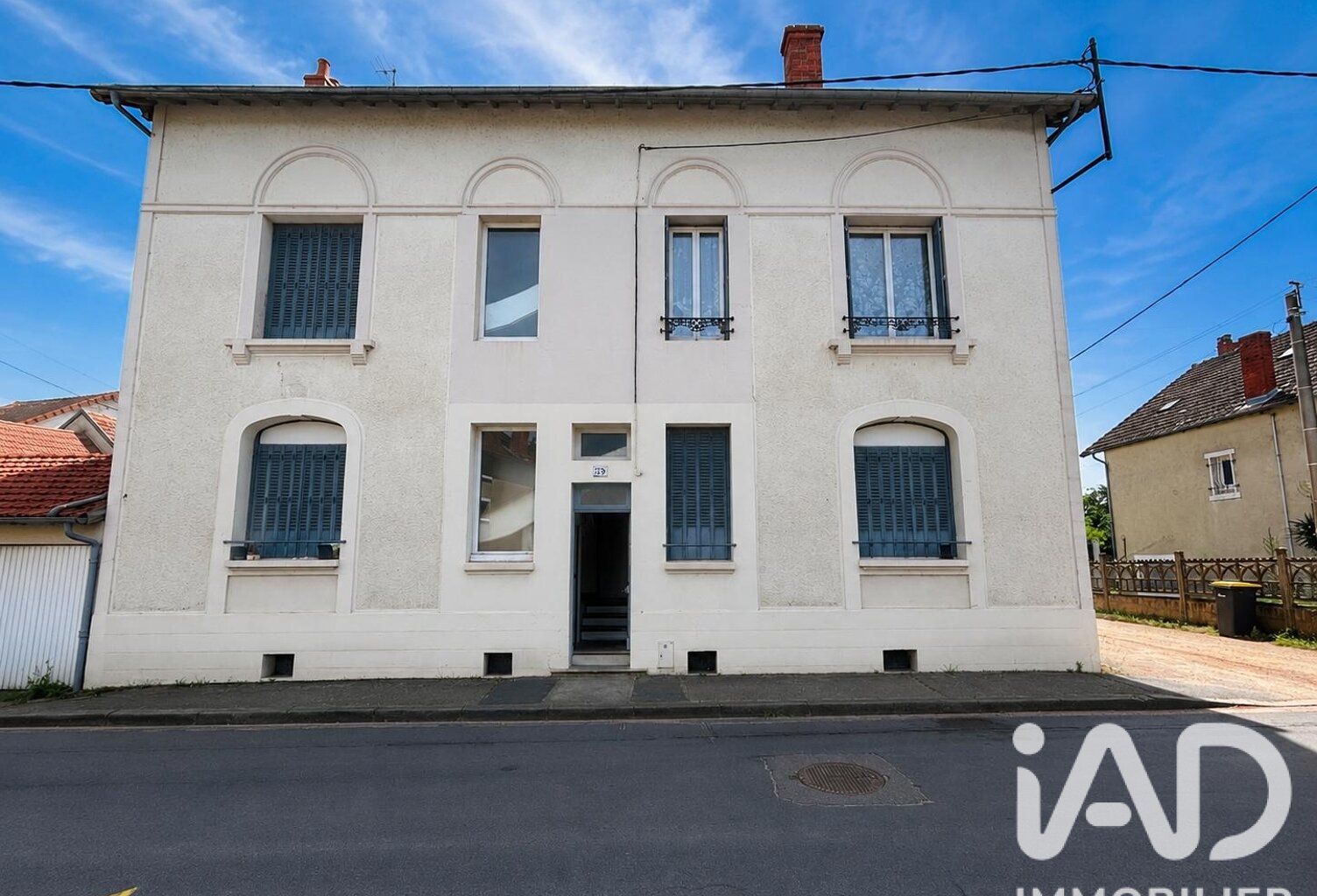 Vente Immeuble 247 m&sup2; — photo 1