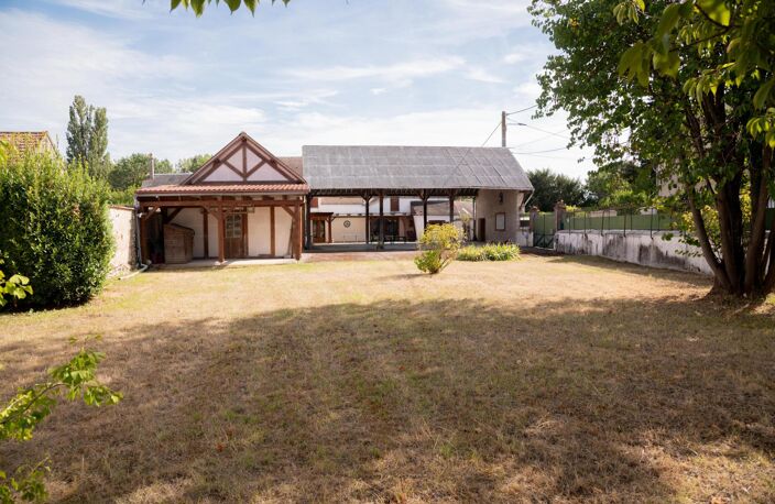Maison d'exception de 151 m² : charme et potentiel ! — photo 2