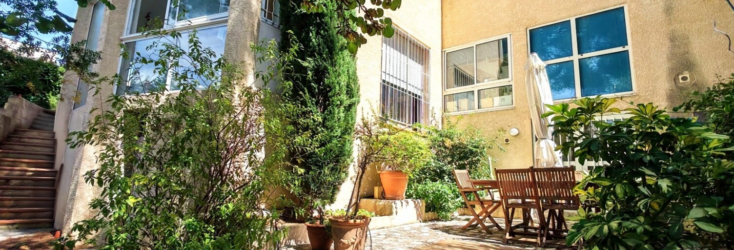 Maison 6 Pièces 163 m² à vendre à Marseille 9 (13009)