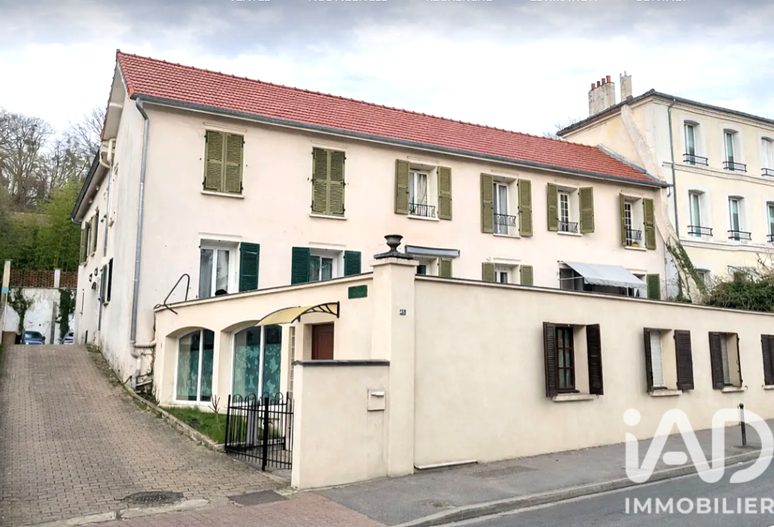 Vente Studio 1 pièce — photo 1