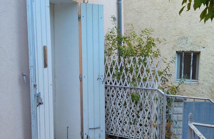 Maison de Village avec jardin et garage — photo 4