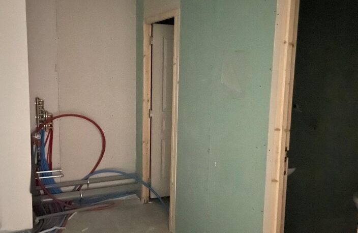 À VENDRE  ESPACE DANS RÉHABILITATION D'UN ANCIEN SITE INDUSTRIEL À AMÉNAGER EN LOFT avec garage et place de parking extérieure privative | GUEBWILLER — photo 4
