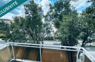 Belle terrasse et parking — photo du bien