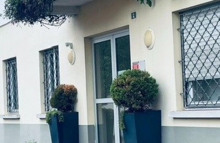 Belle terrasse et parking — photo 3