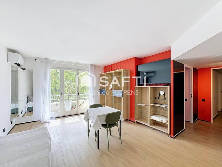 Appartement T3 - Dernier étage avec balcon, clim, cellier et parking — photo 1