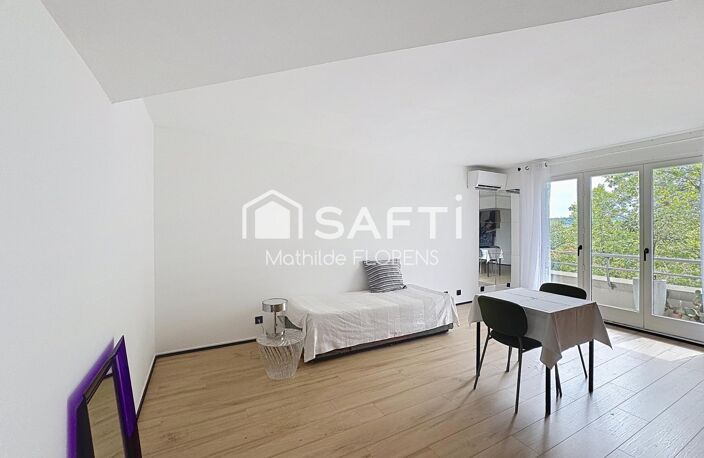 Appartement T3 - Dernier étage avec balcon, clim, cellier et parking — photo 2