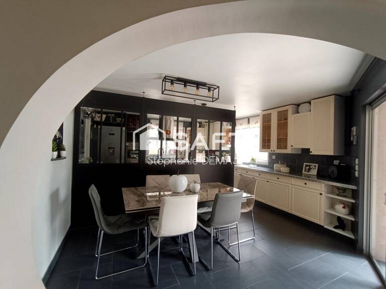 MAISON DE CARACTERE - PISCINE-2 GARAGES-ATELIER — photo 1