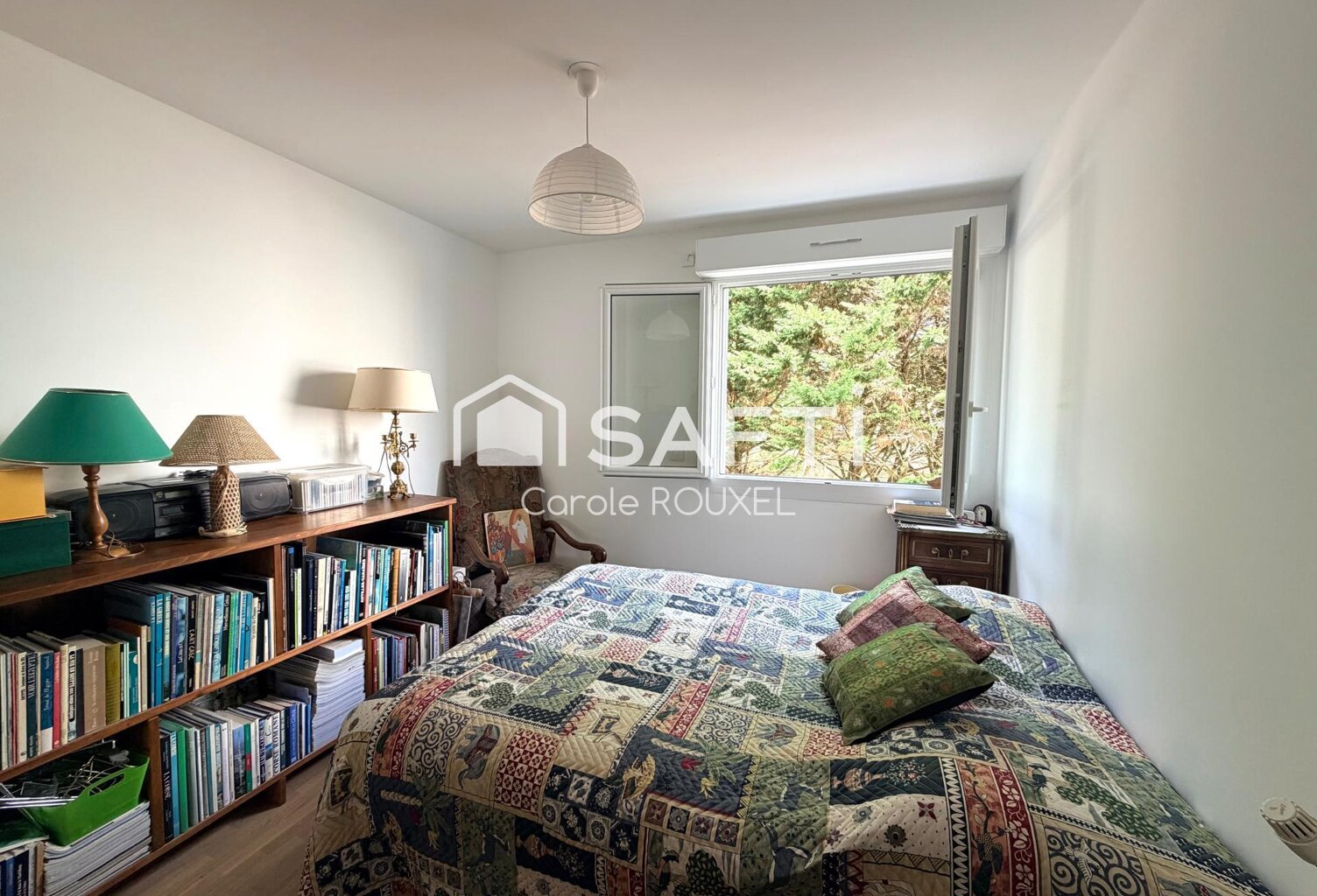 SPACIEUX APPARTEMENT Refait a Neuf A pieds du PORT avec Annexes — photo 1