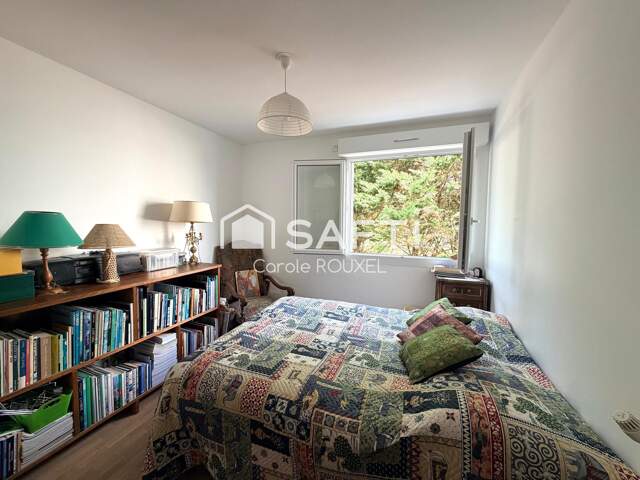SPACIEUX APPARTEMENT Refait a Neuf A pieds du PORT avec Annexes — photo du bien