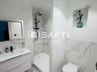 SPACIEUX APPARTEMENT Refait a Neuf A pieds du PORT avec Annexes — photo 2