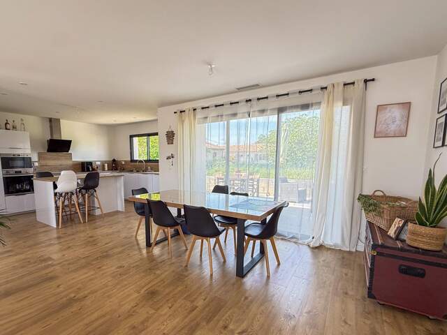 Superbe maison de 112m2 sur un terrain de 600m2. — photo du bien