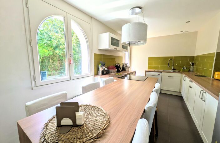 Maison familiale 8 pièces à vendre  Château-Thébaud  Terrain de 1 800 m² — photo 3