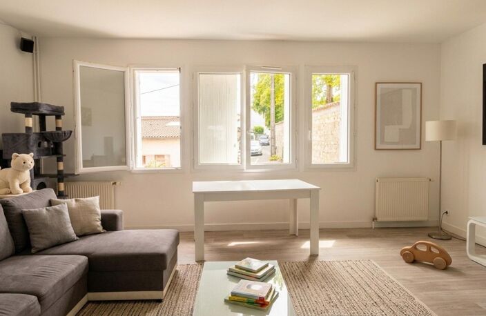 Investissement serein : maison louée centre-ville — photo 2
