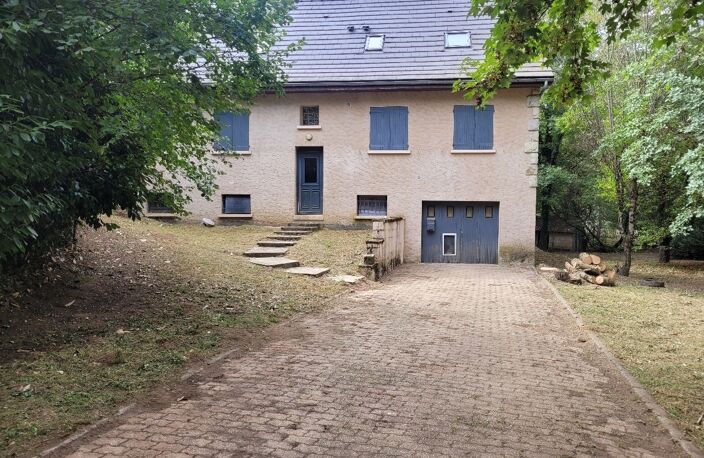 Vente maison 8 pièces 150 m² Bort-les-Orgues (19110) — photo 2